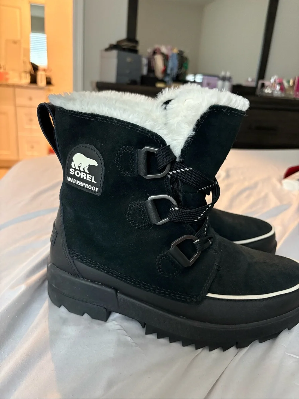 Women’s Black Winter Boots (waterproof)